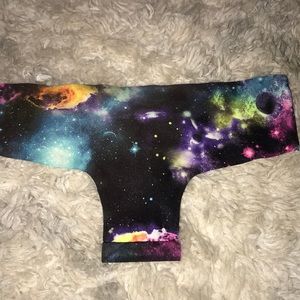 Seamless galaxy bikini bottoms! Great for surfing